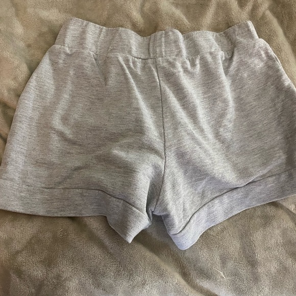 Cato shorts - Picture 2 of 6